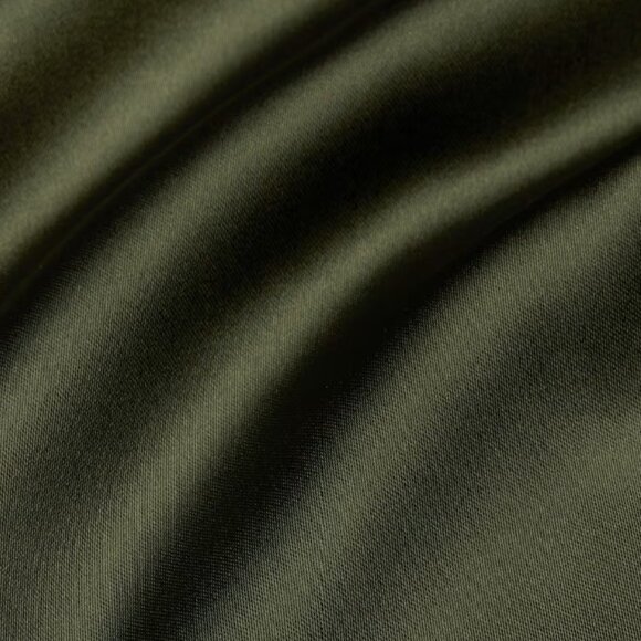 NWT ARITZIA Exclusive Satin Dress DARK OLIVE  SIZE 6- NEW WITH TAGS - Picture 4 of 8